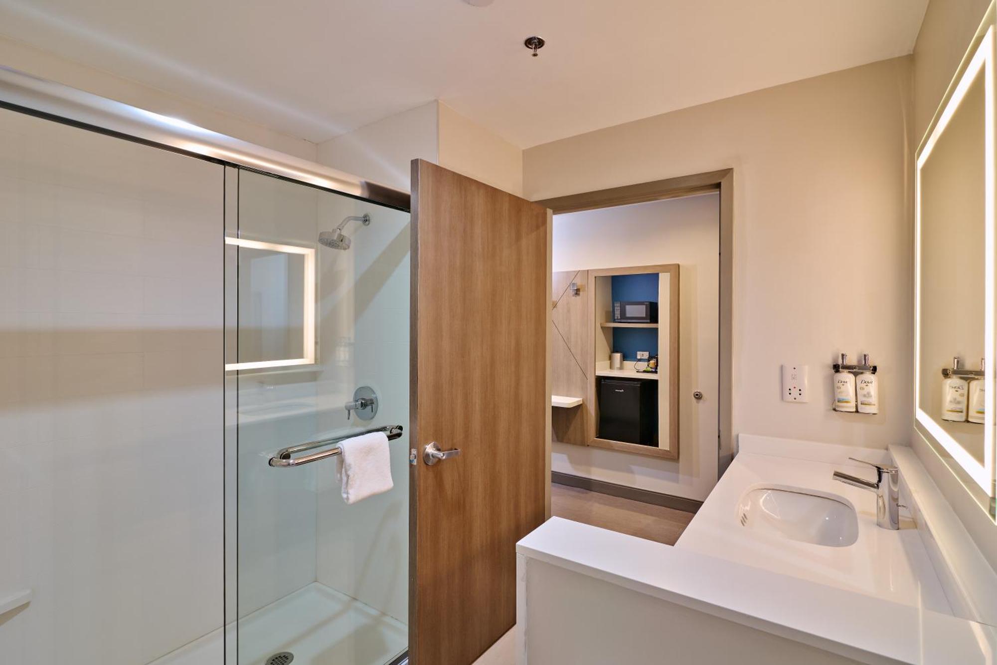 Holiday Inn Express & Suites Diamond By Ihg Stubbs Exteriör bild